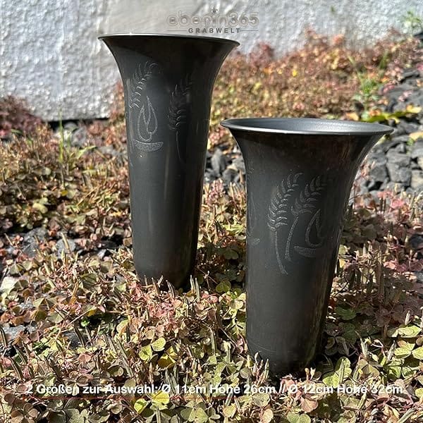🖤eberin · Friedhof Grabvase · Grabblumenvase mit Symbol · Steckvase fürs Grab · dekorative Blumen- oder Gesteckvase · 2 Größen verfügbar • Grabwelt eberin365